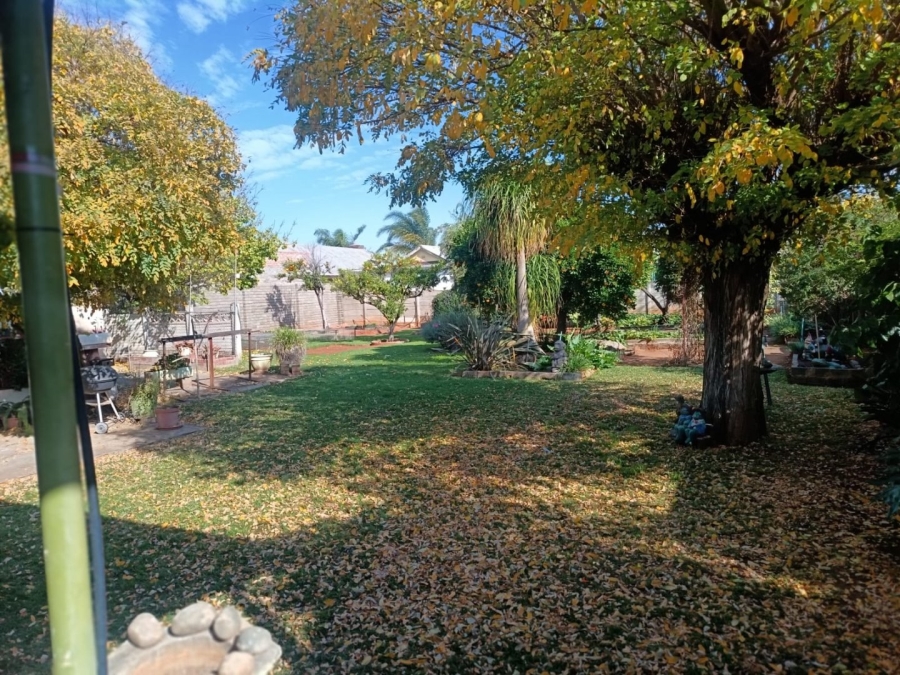 3 Bedroom Property for Sale in Verwoerdpark Northern Cape